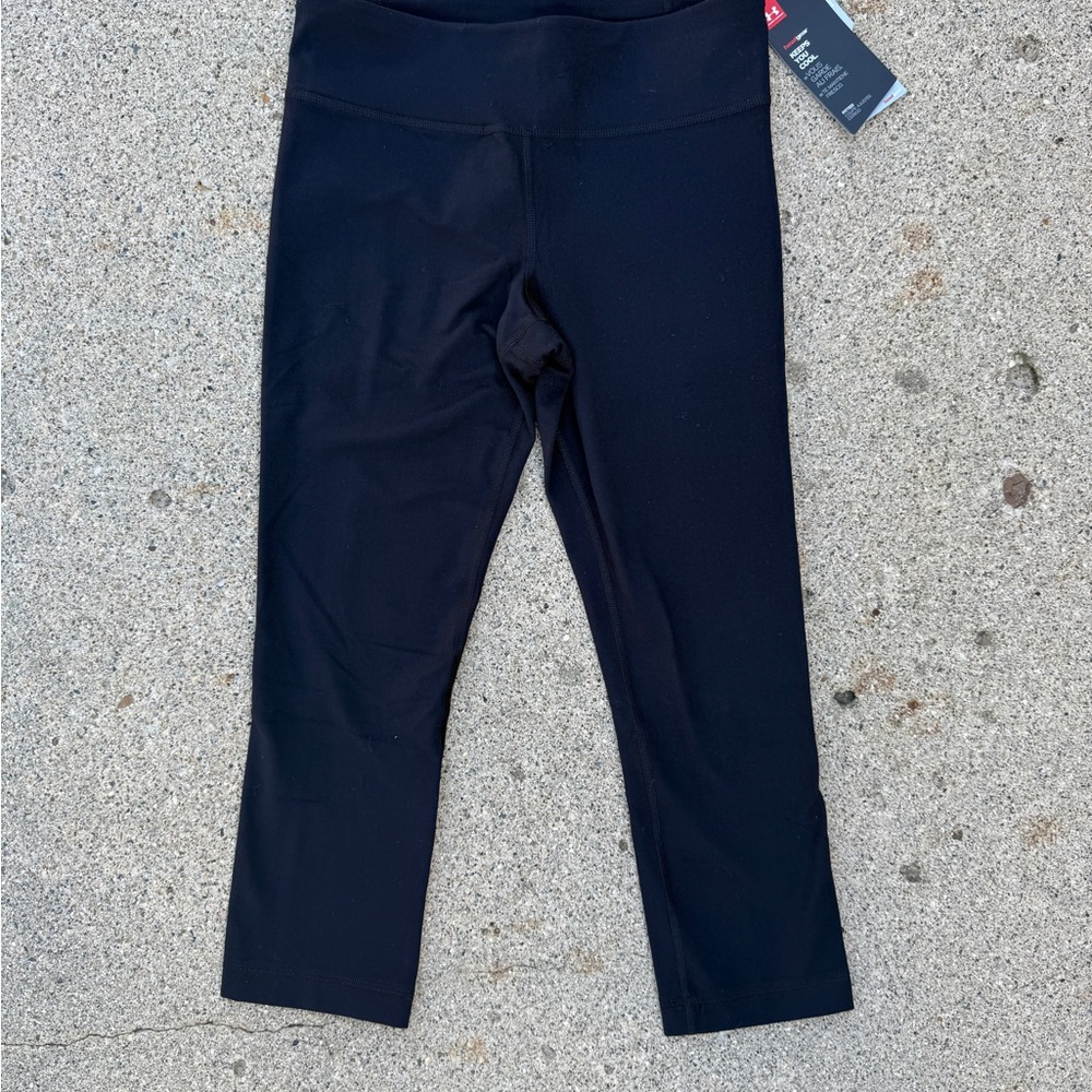 Under Armour Women’s Fitted Heatgear Crop Leggings 18”